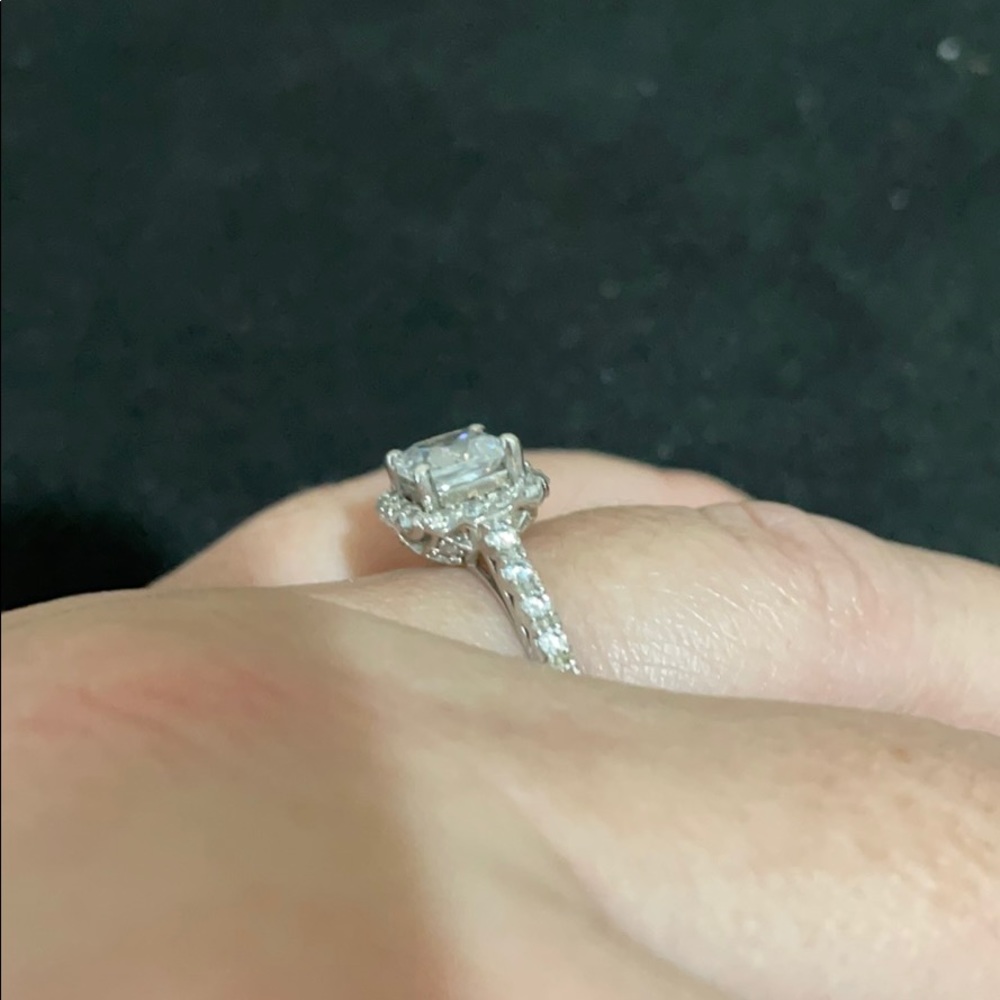 Cubic silver ring - Picture 2 of 3